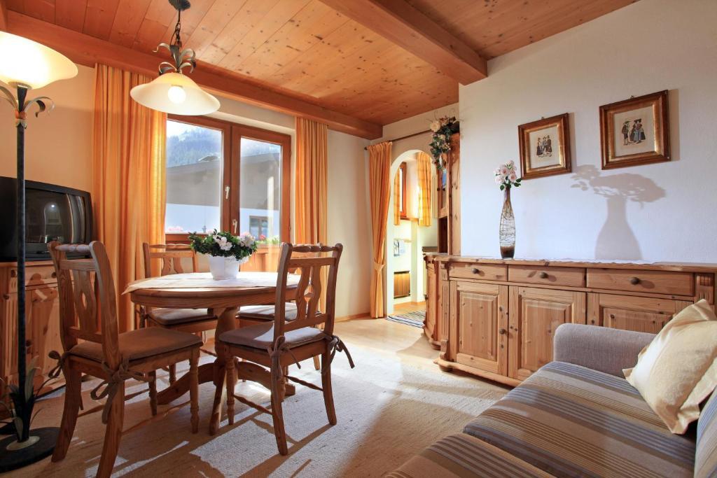 Landhaus Bachler Brixen im Thale Zimmer foto